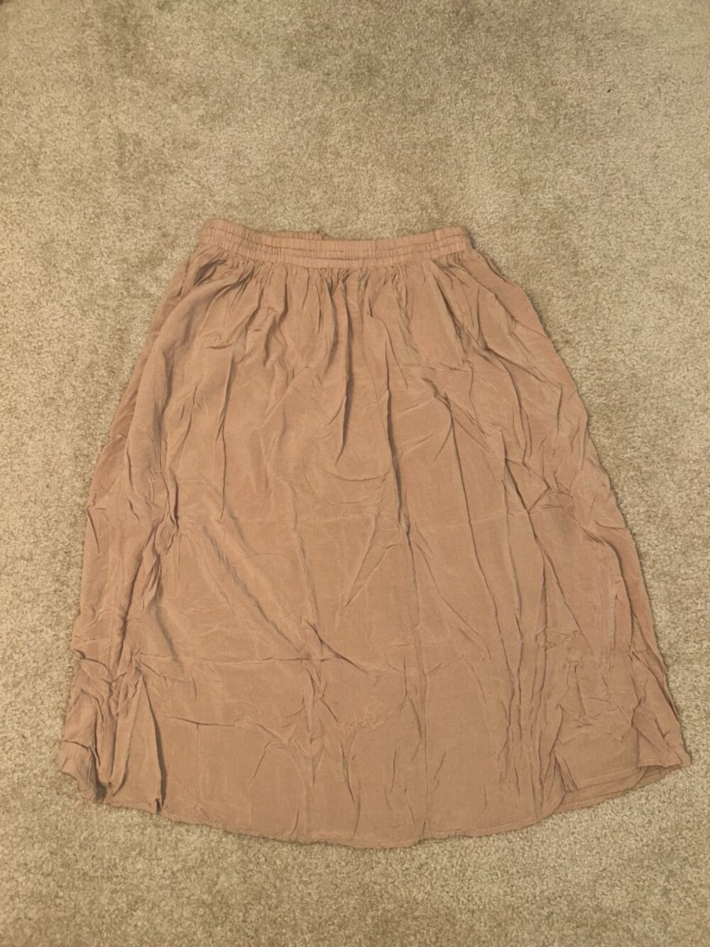 Skirt - Picture 2 of 3